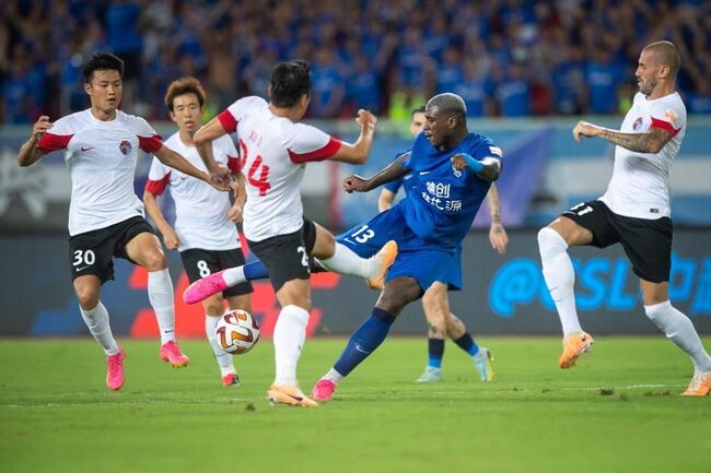 Màn so tài gay cấn giữa Yunnan Yukun vs Wuhan Three Towns